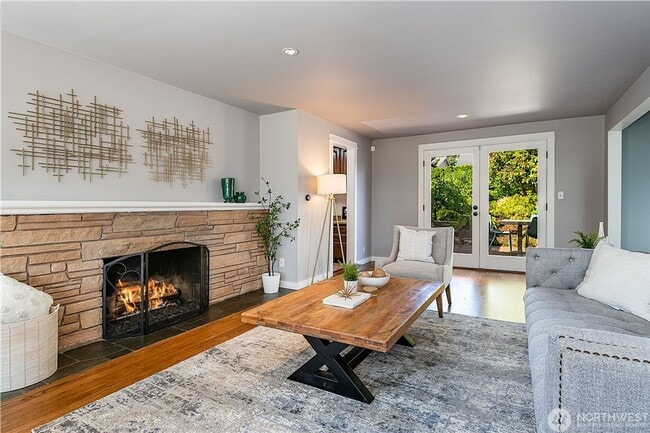 Photo - 4Bd/2Ba Bellevue House