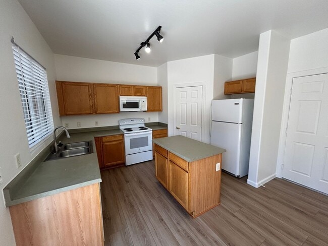 Photo - 1222 S 119th Ln