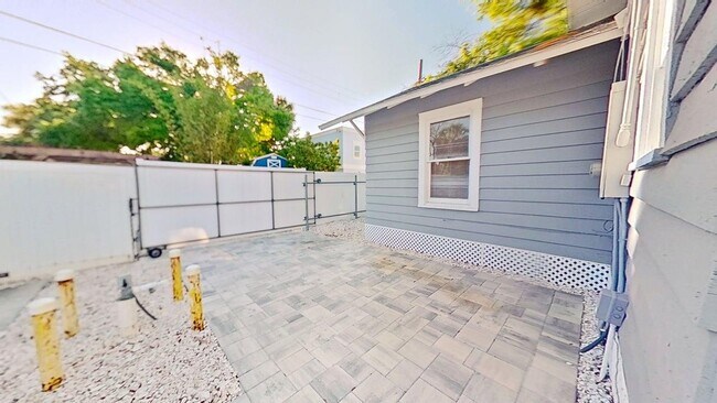 Photo - 1BR/1BA + Bonus Room Near Downtown St. Pete | 768 Sq Ft