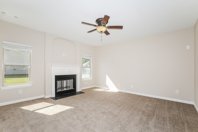 Photo - 110 Trevers Lake Dr