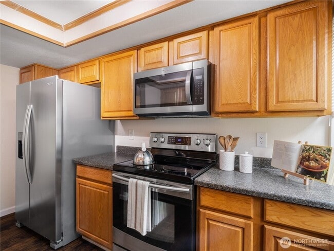 Photo - 7425 Ruby Dr SW