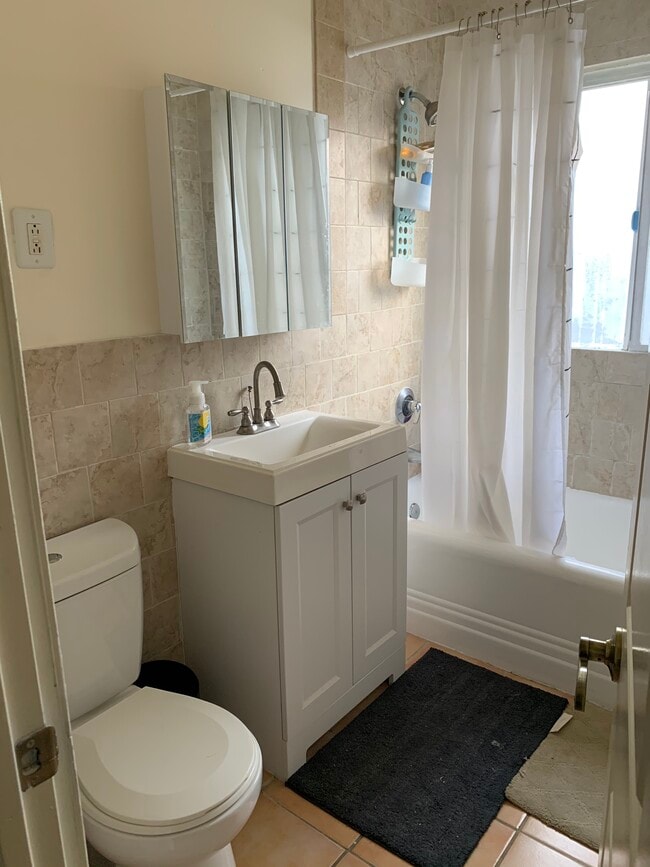 Photo - 644 Landfair Ave.