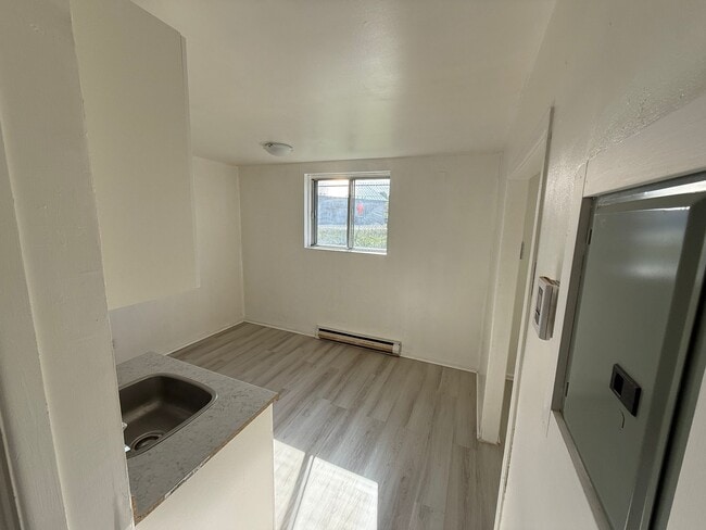 Photo - 112 Rue des Textiles Unit 13