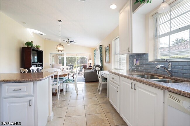 Photo - 28983 Vermillion Ln