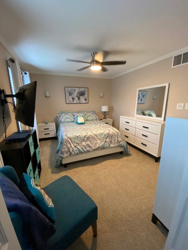 Dormitorio principal - 6264 Ducketts Ln