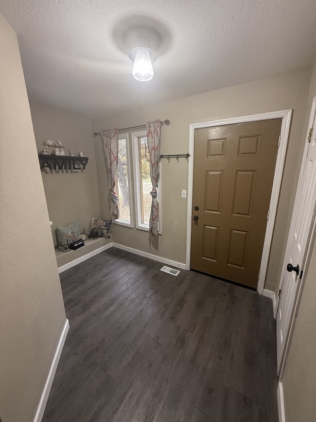 Photo - 2404 N Gray St House