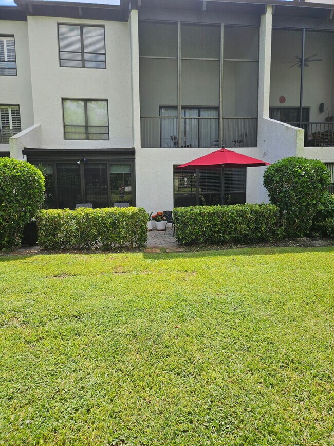 Building Photo - 900 Greensward Ln Unit 106-G Rental