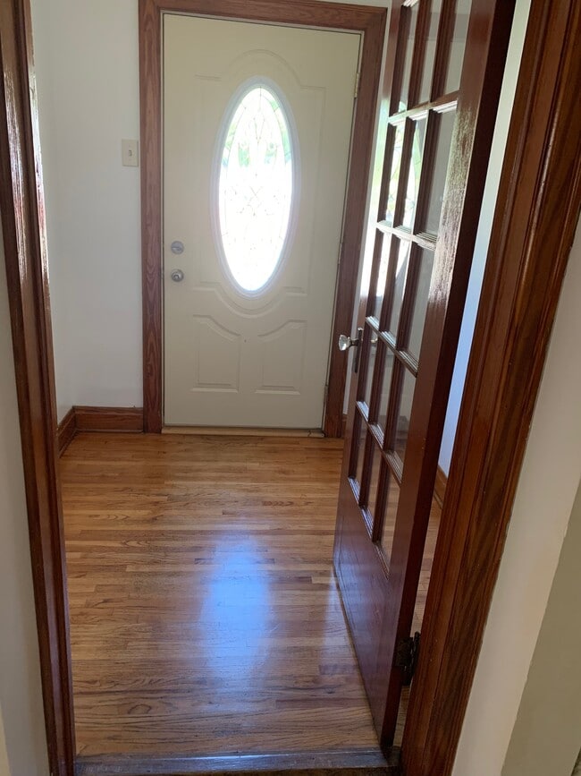 Photo - 1015 Ave C