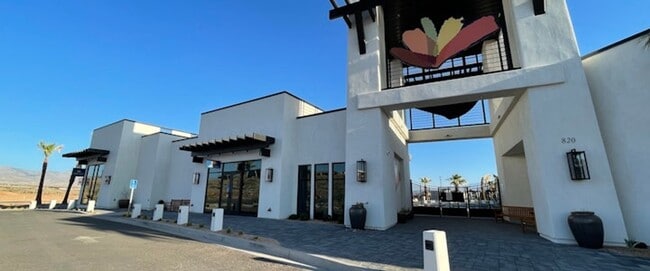 Building Photo - Stunning 3-Bedroom Home in St. George – $2,650/month (Beautiful Views!)