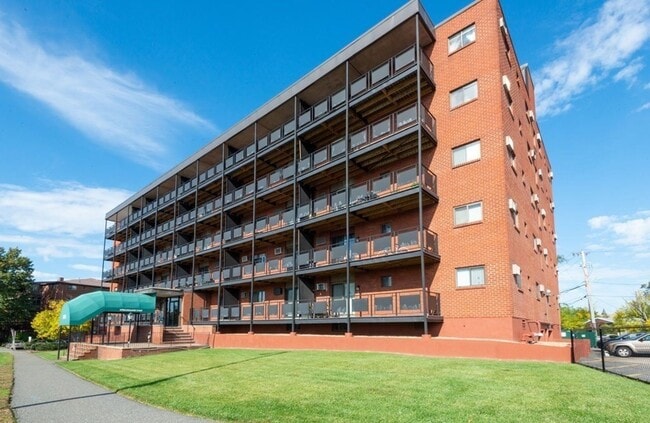 Building Photo - Perfect 2-Bedroom 2-Bath Condo in Revere