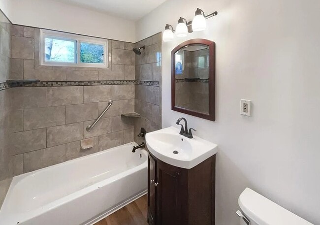 Photo - 7808 Crescent Ave