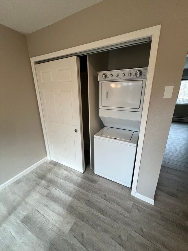 Photo - For Rent – Beautifully Remodeled 2-Bedroom Unit in Denver Unit 5411