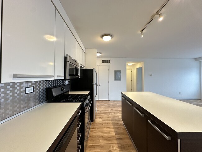 Photo - 1544 W Glenlake Ave Unit A4