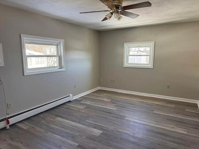 Photo - 21 Creston St