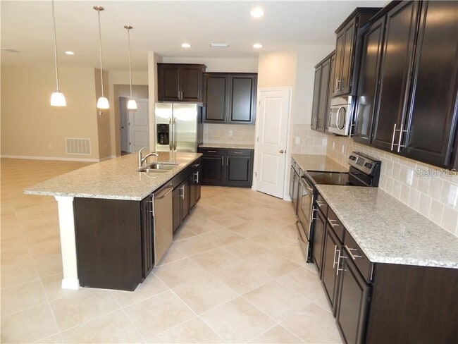 Photo - 15302 Las Olas Pl