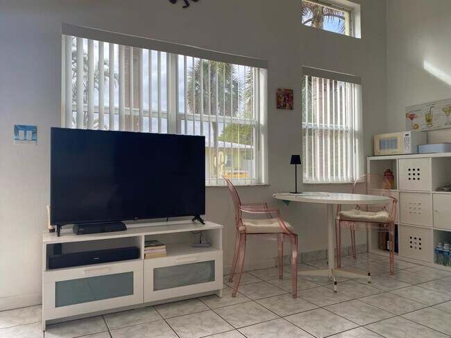 Photo - 4532 Bougainvilla Dr