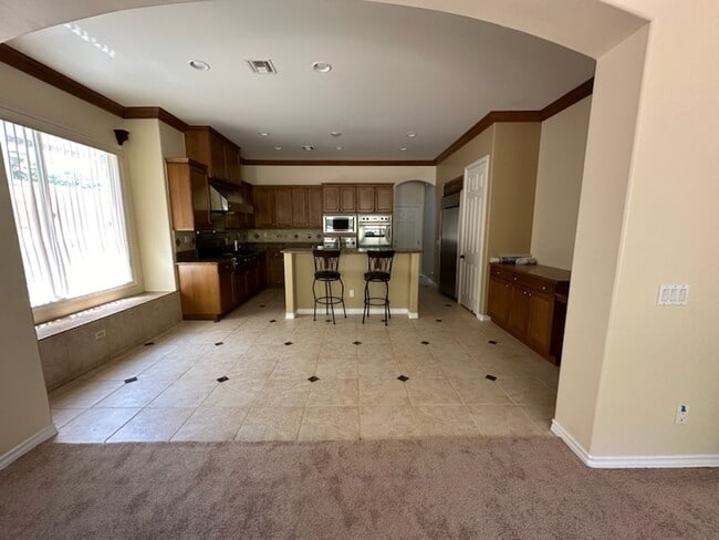 Photo - 6117 Deerhill Rd