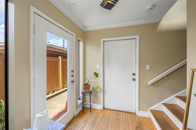 Photo - 2415 Dunlavy St Unit 1/2