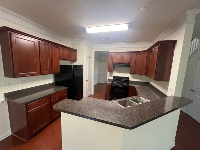 Photo - 5008 Centerview Dr