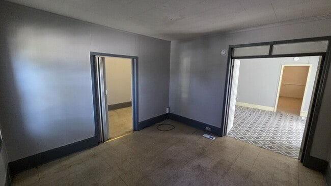 Photo - "Tons of Flex Space - Ready Now!" Unit DN