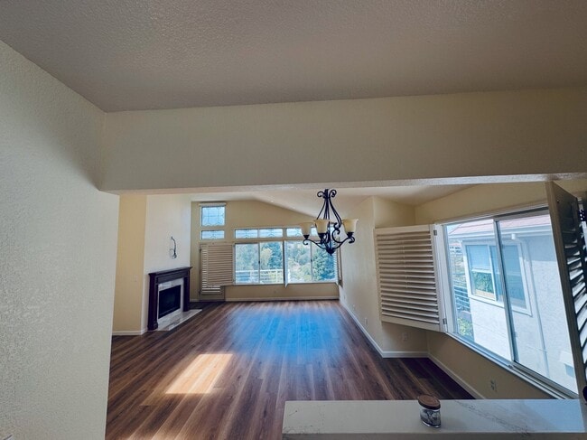Photo - 6120 Lakeview Cir
