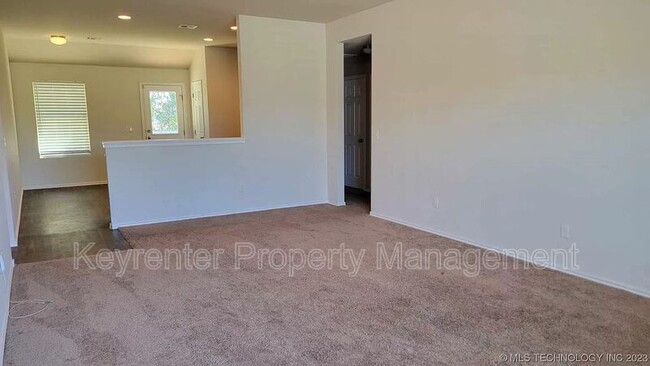 Photo - 1209 Ironstone Dr