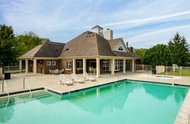 Photo - 14107 Pinehurst Ln