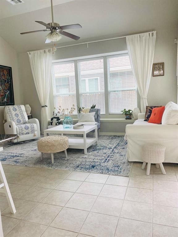 Photo - 130 Gambel Oak Way