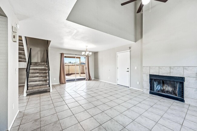 Photo - 860 S Rio Dr