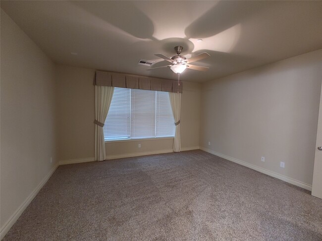 Photo - 9014 Meacom Dr