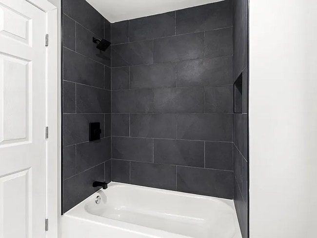 Photo - 2550 Cecil B. Moore Ave Unit 10