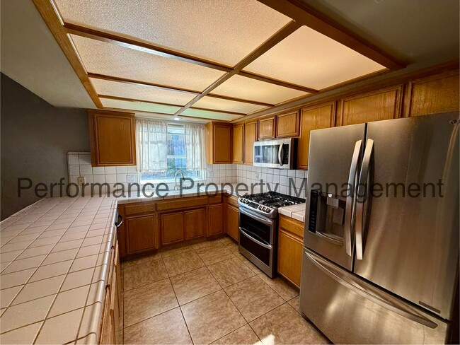 Photo - 10910 Mohican Dr