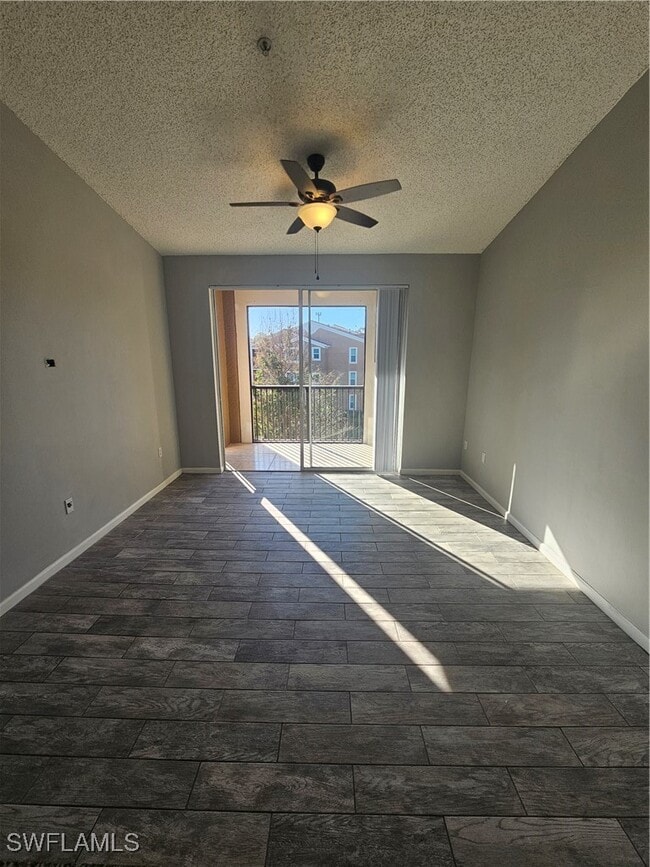 Building Photo - 1200 Reserve Way Unit 302