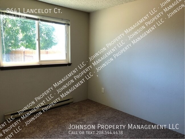 Photo - 9641 Lancelot Ct