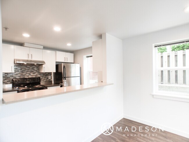 804 NW Market St Unit C