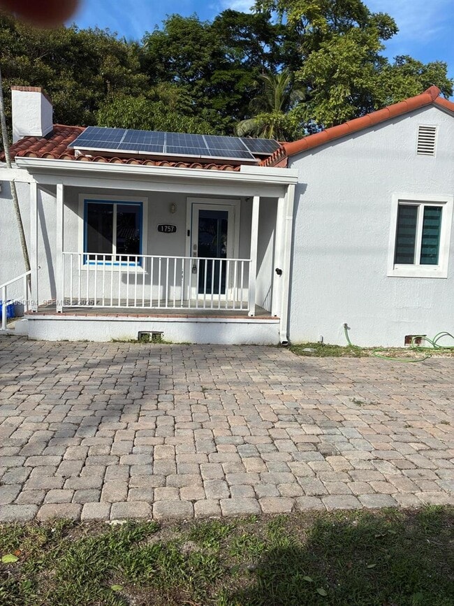 Photo - 1757 SW 24th Ter