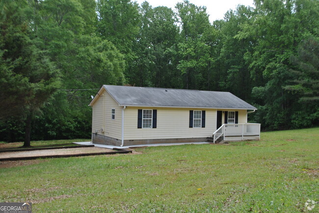 Building Photo - 386 Tunis Rd Rental