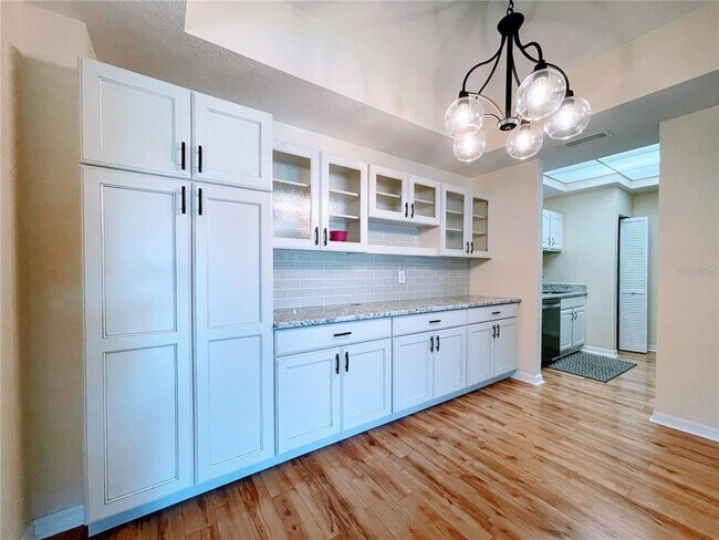 Photo - 3730 Cadbury Cir Unit 400