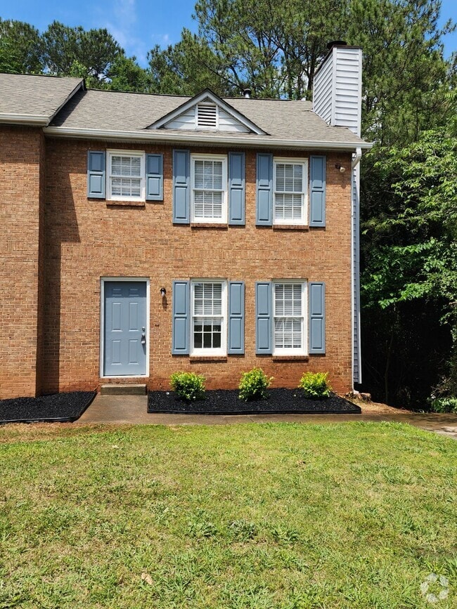 Building Photo - 815 Indian Lake Dr NW Rental