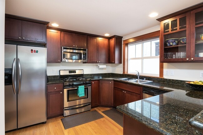 Photo - 5228 Brooklyn Ave NE