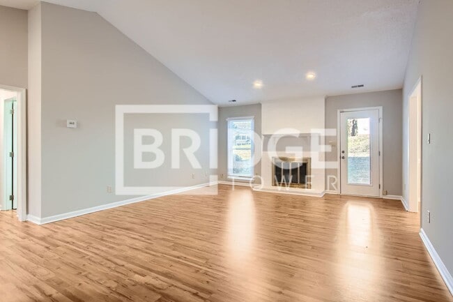 Photo - 7201 Canyon Dr