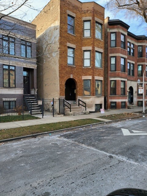 Photo - 3436 S Giles Ave Unit 2