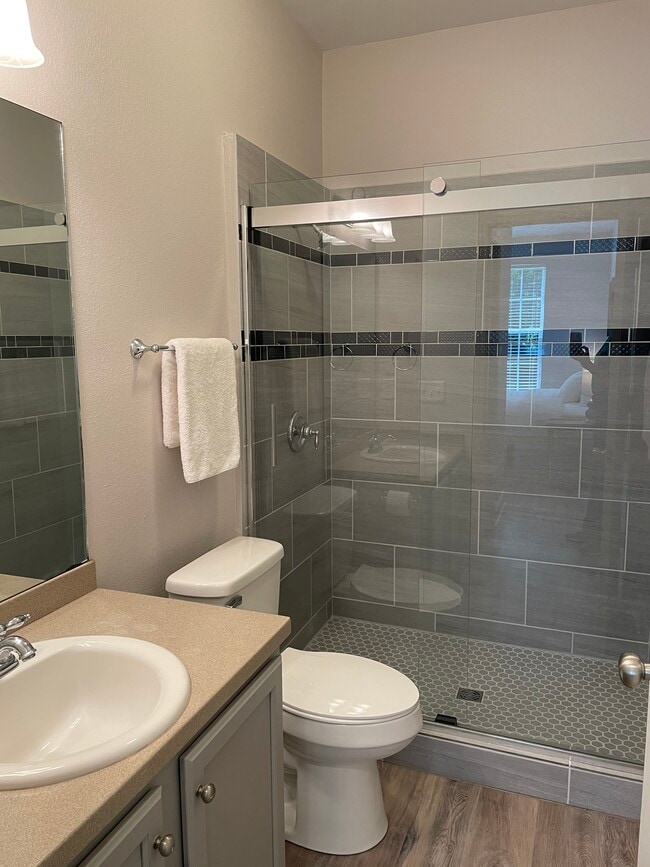 Photo - 111 Heyward Dr