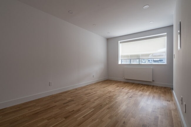 Photo - 1001 O'Connor Dr Unité 2