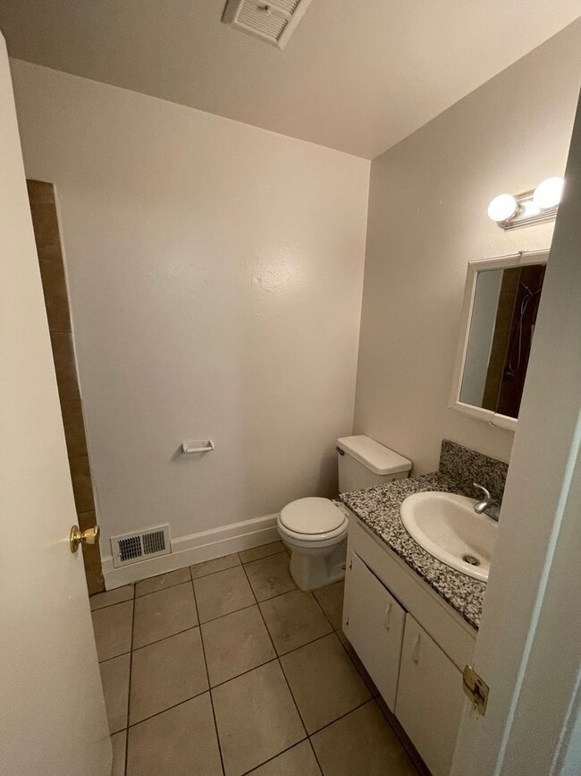 Photo - 2 Bedrooms in Foothill Farms Unit 2