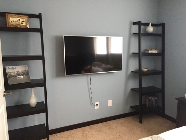 Photo - 7160 27th Ave SW