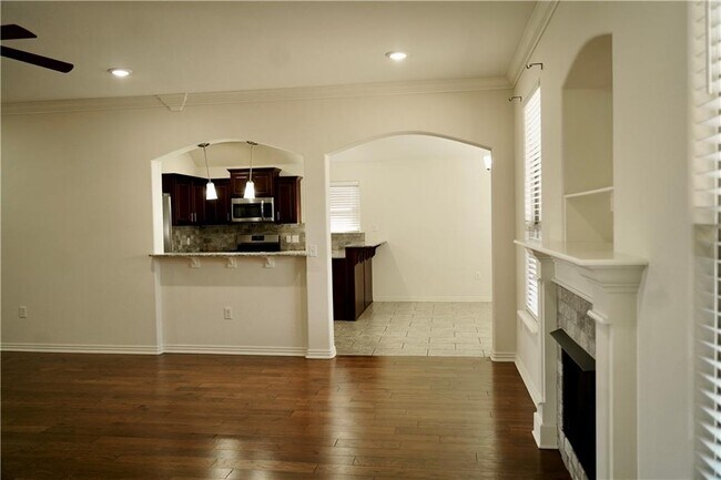 Photo - 381 Holly St