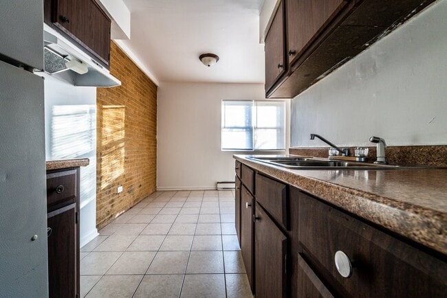 Photo - 2110 S 5th Ave