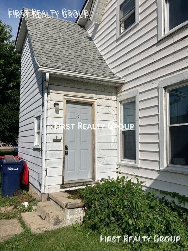 908 Washington-Apt. C