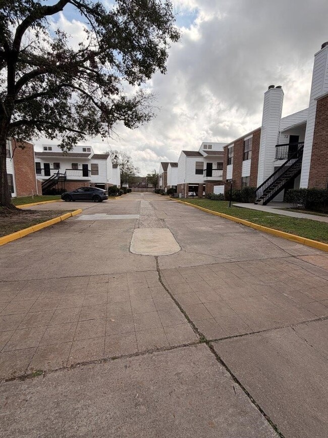 Photo - 7901 Cambridge St Unit 25